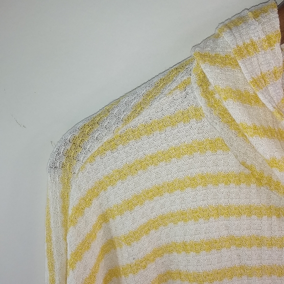 Forever 21 L Butter Yellow White Striped Hoodie Top - Picture 3 of 6